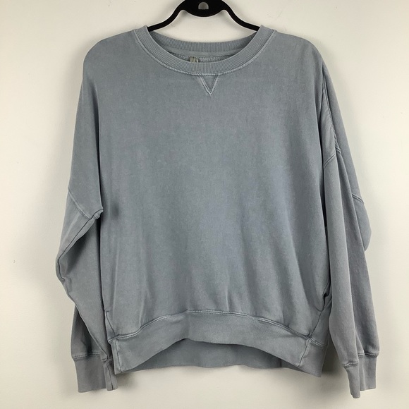 J.O&CO Tops - NWT J.O&CO Oversized Crewneck Sweatshirt in Indigo